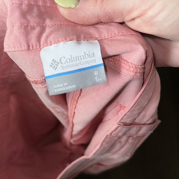 Pink Columbia outdoor shorts - Picture 3 of 3